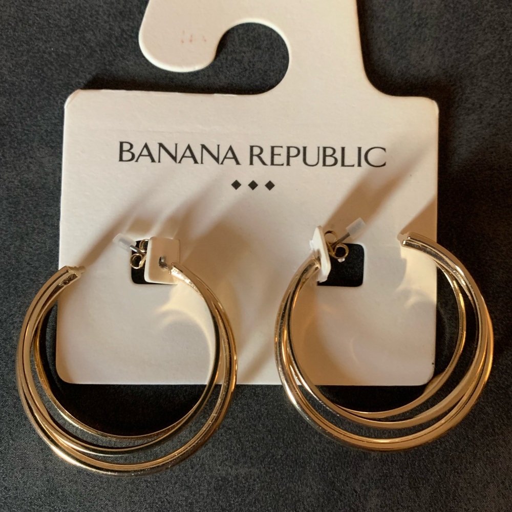 Gold hoop earrings - never worn!